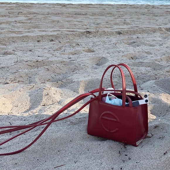 OxBlood Telfar SMALL - Picture 5 of 8